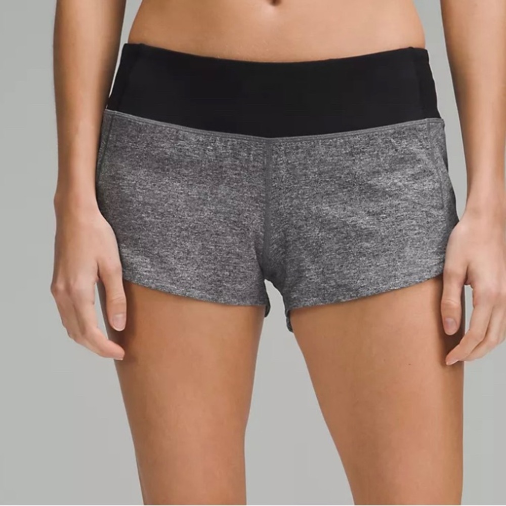 Lululemon Speed Up Low Rise Lined Shorts 2.5”